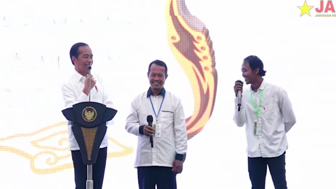 Tangkap layar - Presiden RI Joko Widodo (kiri) saat menghadiri Pembukaan Rapimnas Jaringan Kemandirian Nasional (Jaman), yang dipantau secara daring dari Jakarta, Selasa (30/8/2023). (ANTARA/Indra Arief)