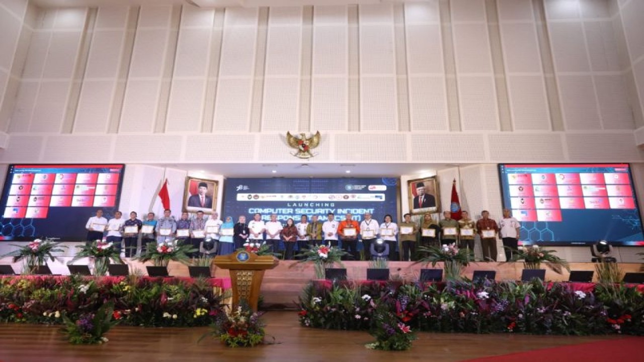 Peluncuran Computer Security Insident Response Team (CSIRT) di aula Badan Siber dan Sandi Negara (BSSN) Jakarta, Selasa (1/8/2023). (ANTARA/HO-Kemensos)