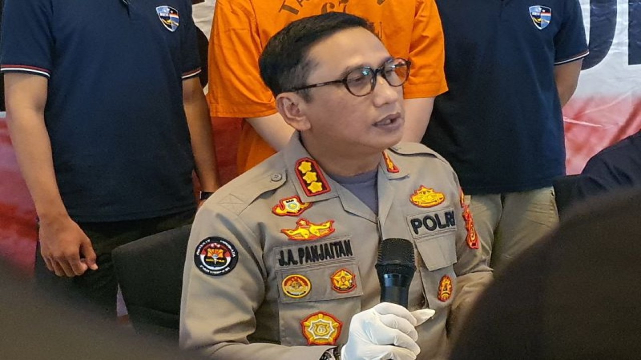 Kepala Bidang Hubungan Masyarakat Kepolisian Daerah Bali Komisaris Besar Polisi Jansen Avitus Panjaitan. ANTARA/Rolandus Nampu
