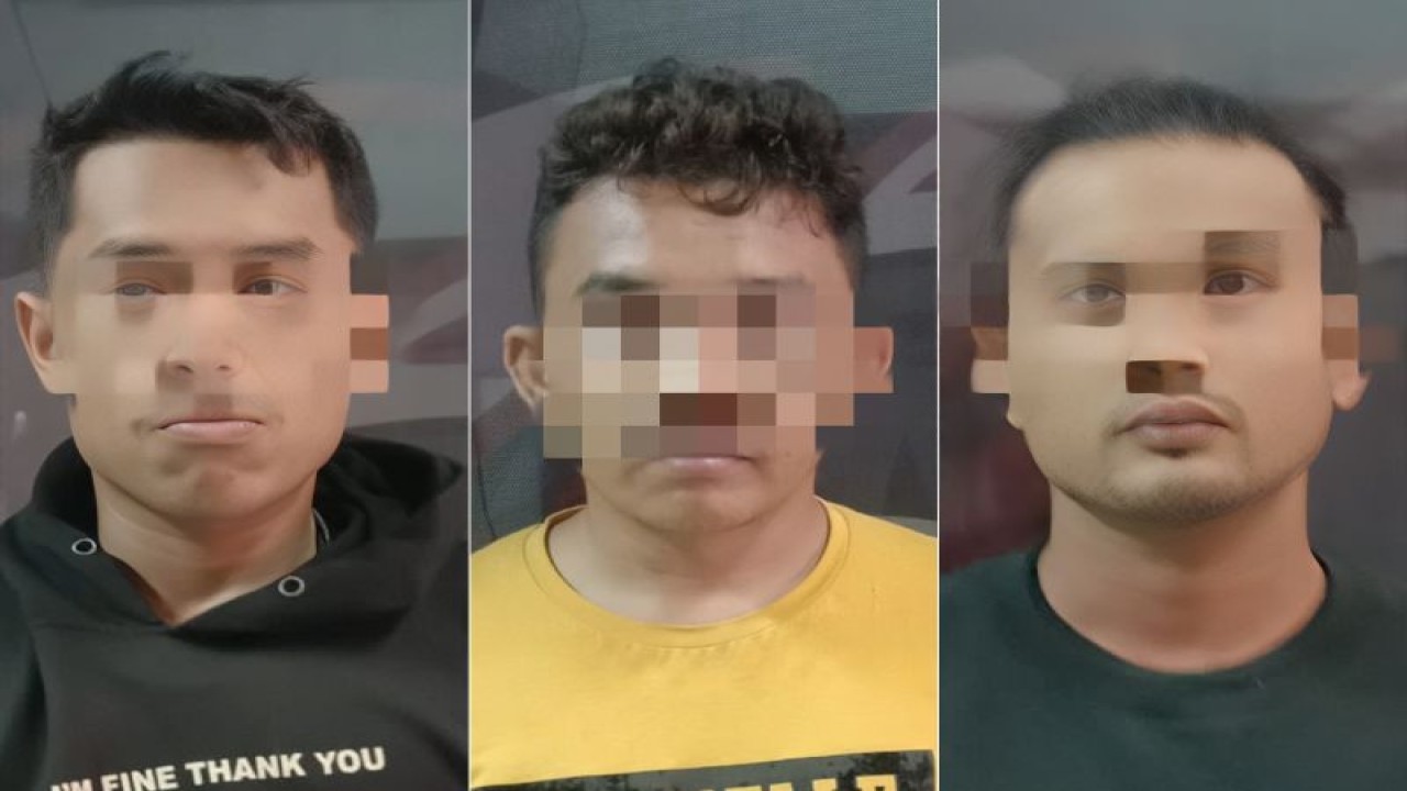 Ketiga tersangka pencurian barang bukti telepon genggam di gudang Bea Cukai Batam (ANTARA/HO-Polresta Barelang)