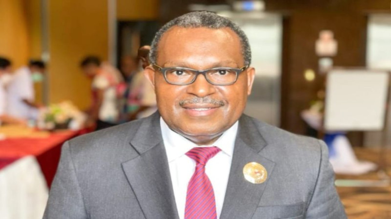 Ketua Komisi Informasi Provinsi Papua, Wilhelmus Pigai (ANTARA/HO-Humas KI Papua)