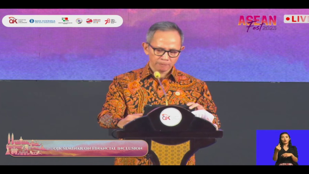 Tangkapan layar Ketua Dewan Komisioner Otoritas Jasa Keuangan (OJK) Mahendra Siregar saat ASEAN Fest 2023: OJK Seminar on Financial Inclusion di Jakarta, Kamis (24/8/2023). ANTARA/M Baqir Idrus Alatas