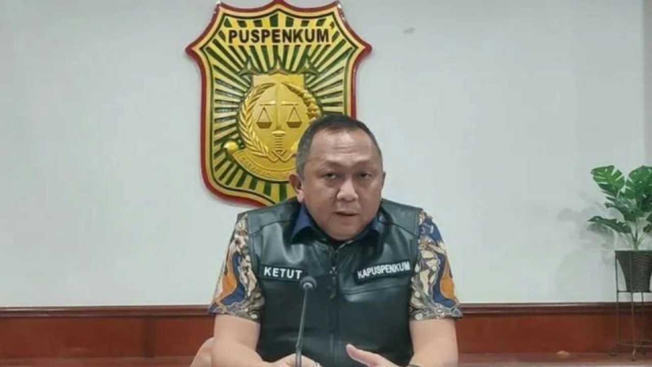 Kepala Pusat Penerangan Hukum (Kapuspenkum) Kejaksaan Agung Ketut Sumedana, Jakarta, Jumat (18/8/2023). (ANTARA/Laily Rahmawaty)