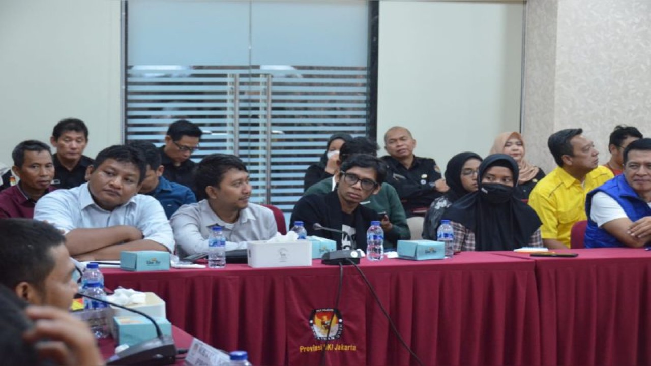 KPU DKI gelar rapat koordinasi "Penyampaian Hasil Verifikasi Administrasi Bakal Calon DPD dan DPRD Provinsi DKI Jakarta dan Persiapan Pencermatan Rancangan DCS", Jakarta, Minggu (6/8/2023). ANTARA/HO-KPU DKI.
