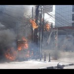 Lapak tambal ban dan motor di Matraman hangus terbakar-1693386408