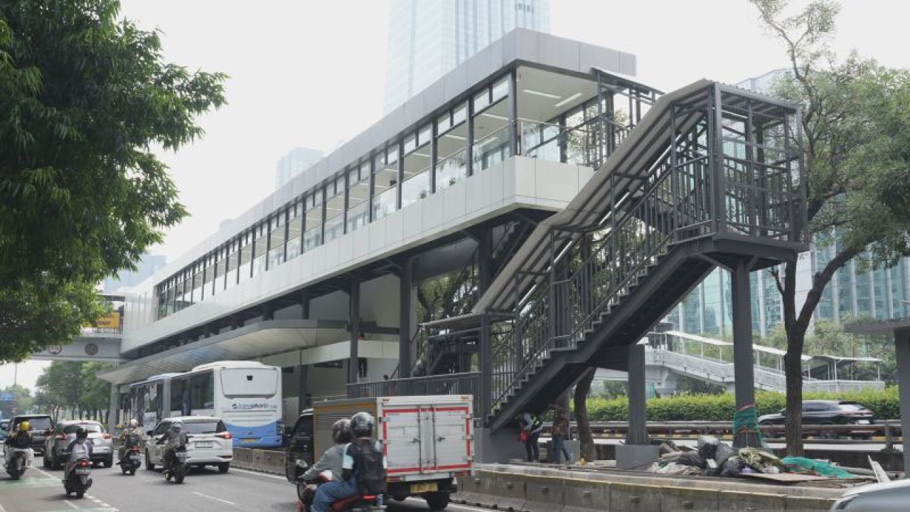 Ilustrasi: Halte TransJakarta Gatot Subroto LIPI mulai beroperasi, Junat (14/7/2023). (ANTARA/Ho/PT TransJakarta)