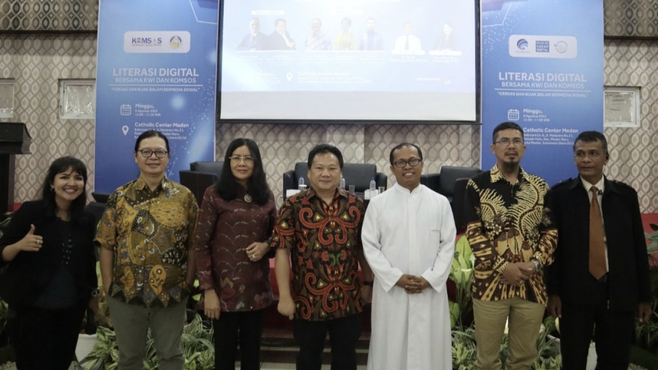 Literasi Digital Bersama Komsos, KWI dan KOMSOS KAM