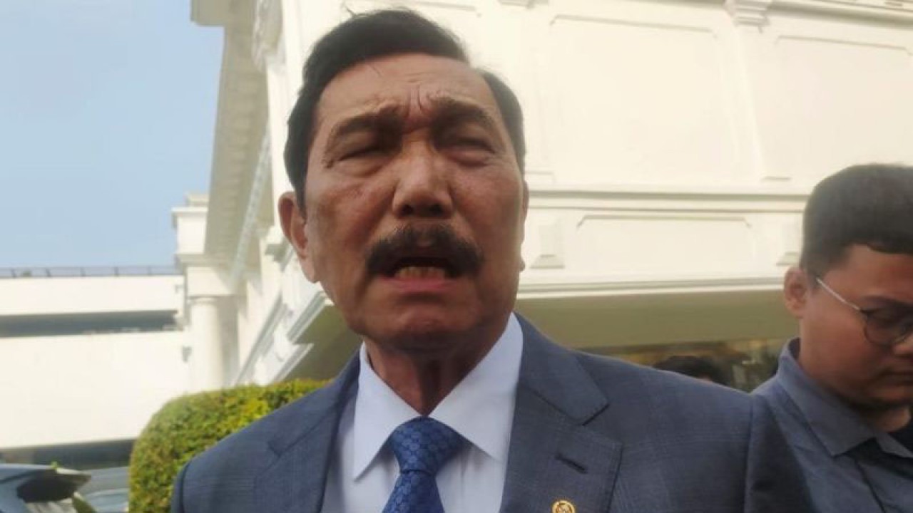 Menteri Koordinator Maritim dan Investasi Luhut Binsar Panjaitan di Kompleks Istana Kepresidenan, Jakarta, Senin (14/8/2023). ANTARA/Indra Arief Pribadi.