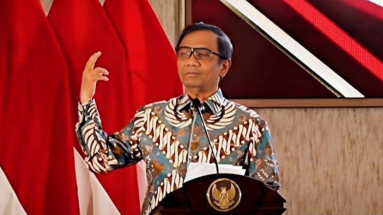 Tangkapan layar - Menteri Koordinator Bidang Politik, Hukum, dan Keamanan Mahfud MD dalam Forum Diskusi Sentra Gakkumdu dipantau melalui kanal YouTube Kemenko Polhukam RI, Jakarta, Selasa (8/8/2023). (ANTARA/Youtube Kemenko Polhukam RI/pri.)