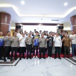 Pelepasan Tim Bola Voli Jatim untuk bertanding di Kapolri Cup 2023. (ANTARA/HO-Bidhumas Polda Jatim)-1691141356