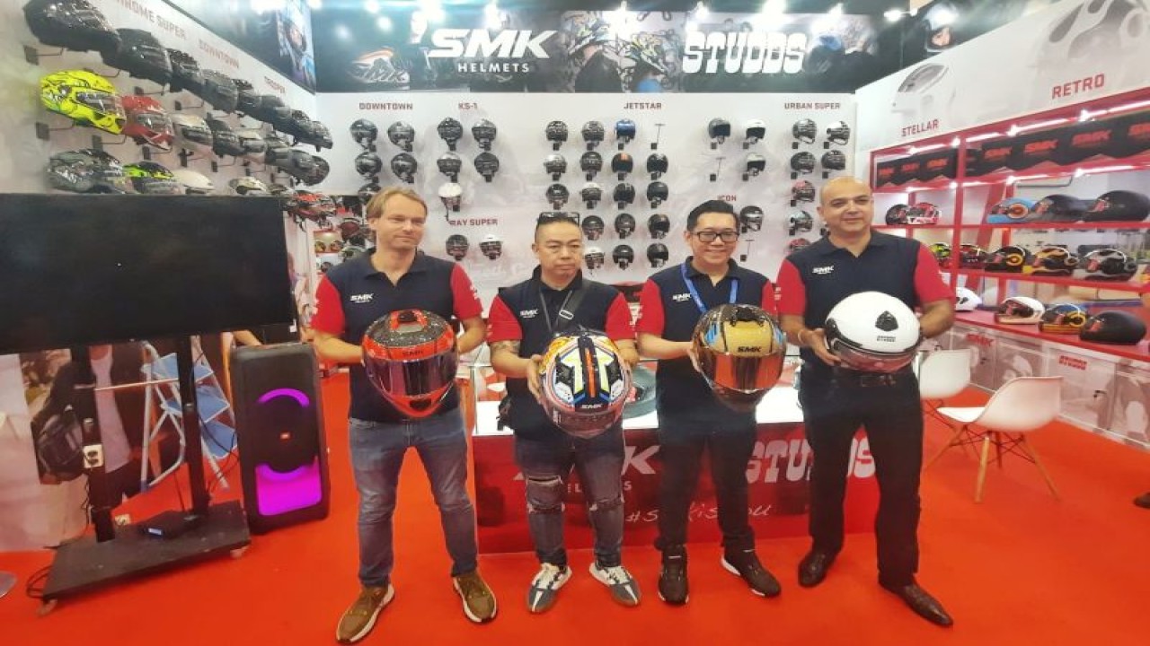 Peluncuran helm SMK dan juga Studds di GIIAS 2023 (ANTARA/Ho/PT Prakarsa Bangun Sarana)
