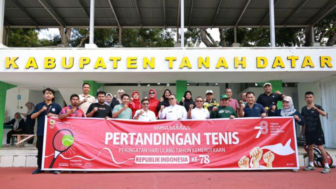 Pemkab Tanah Datar gelar bermacam perlombaan semarakkan hari kemerdekaan ke-78 RI. (ANTARA/Etri Saputra)