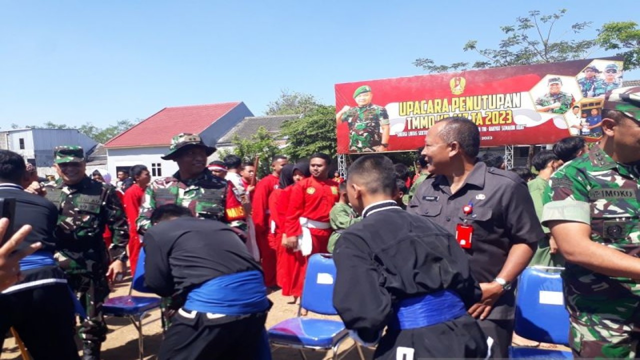 Penutupan TMMD di Kediri, Jawa Timur, Kamis (10/8/2023). ANTARA/ Asmaul