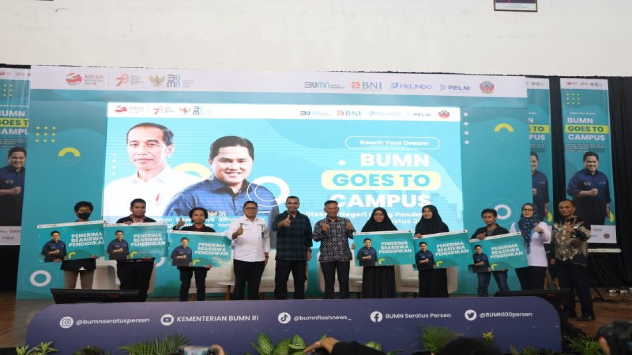 Kegiatan BUMN Goes to Campus di Poltek Ujung Pandang Makassar yang diselenggrakan BUMN diantaranya PT Pelindo,, BNI dan Pelni. Antara/ HO-Pelindo Reg 4