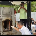 Proses pemusnahan barang bukti narkoba yang dilakukan oleh BNNP Sultra, di Kendari, Rabu (23/8/2023). Antara/La Ode Muh Deden Saputra-1692771743