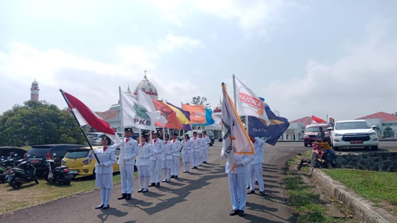 Kirab Pemilu di Kabupaten Seluma, Bengkulu, Rabu (23/8/2023). (ANTARA/ Sepriandi)