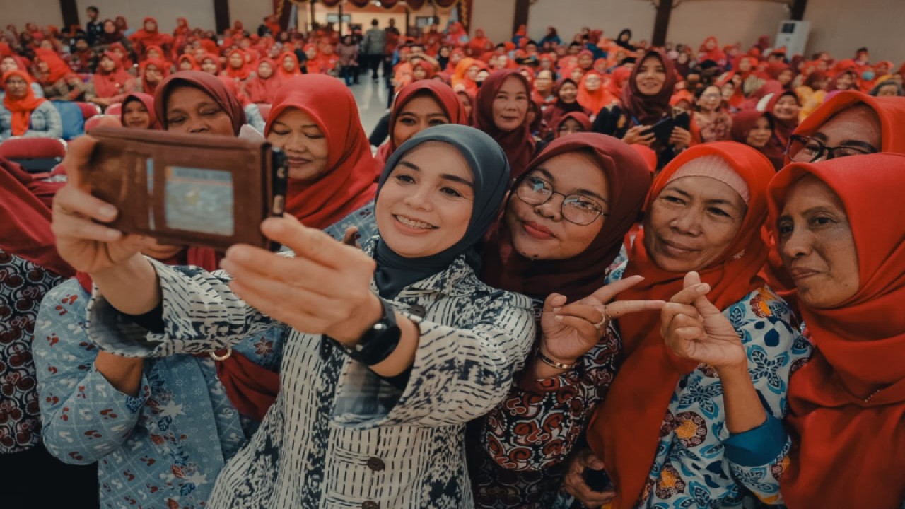 Ketua Tim Penggerak PKK Provinsi Jawa Tengah Siti Atikoh Ganjar Pranowo. (ANTARA/HO-Humas Pemprov Jateng)