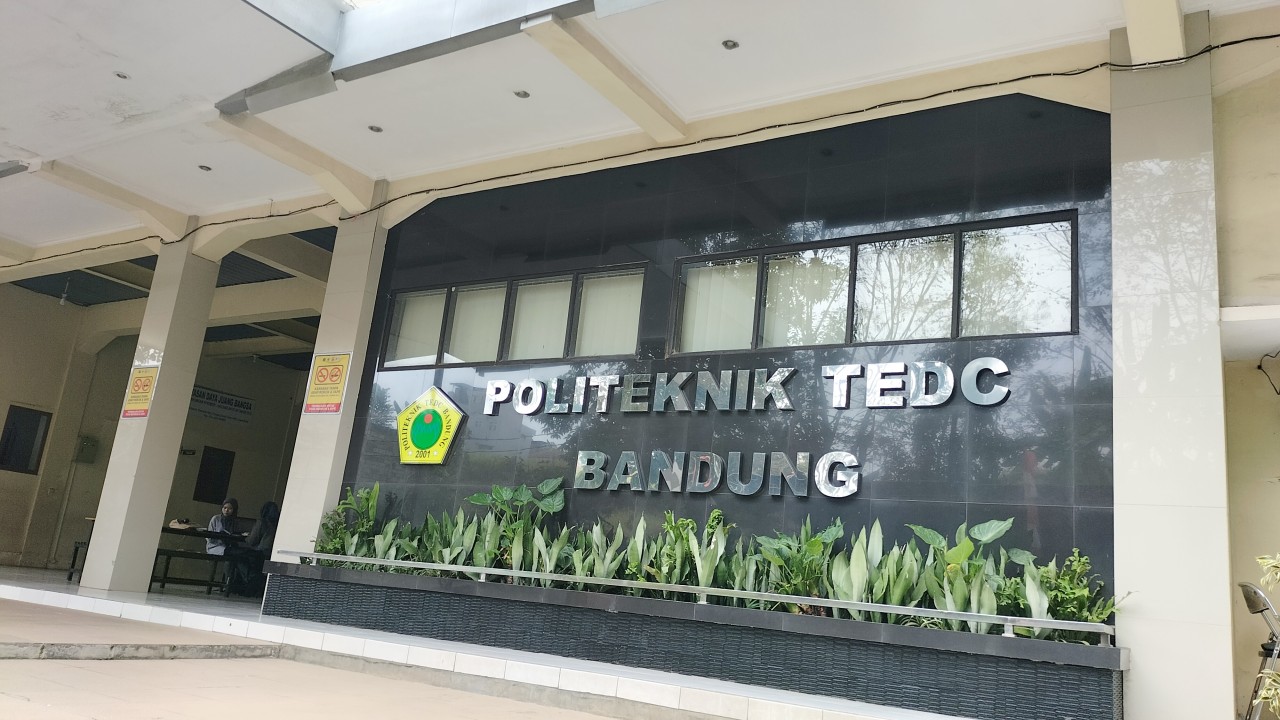 Kampus Poltek TEDC. (Foto: Ifal Ode)