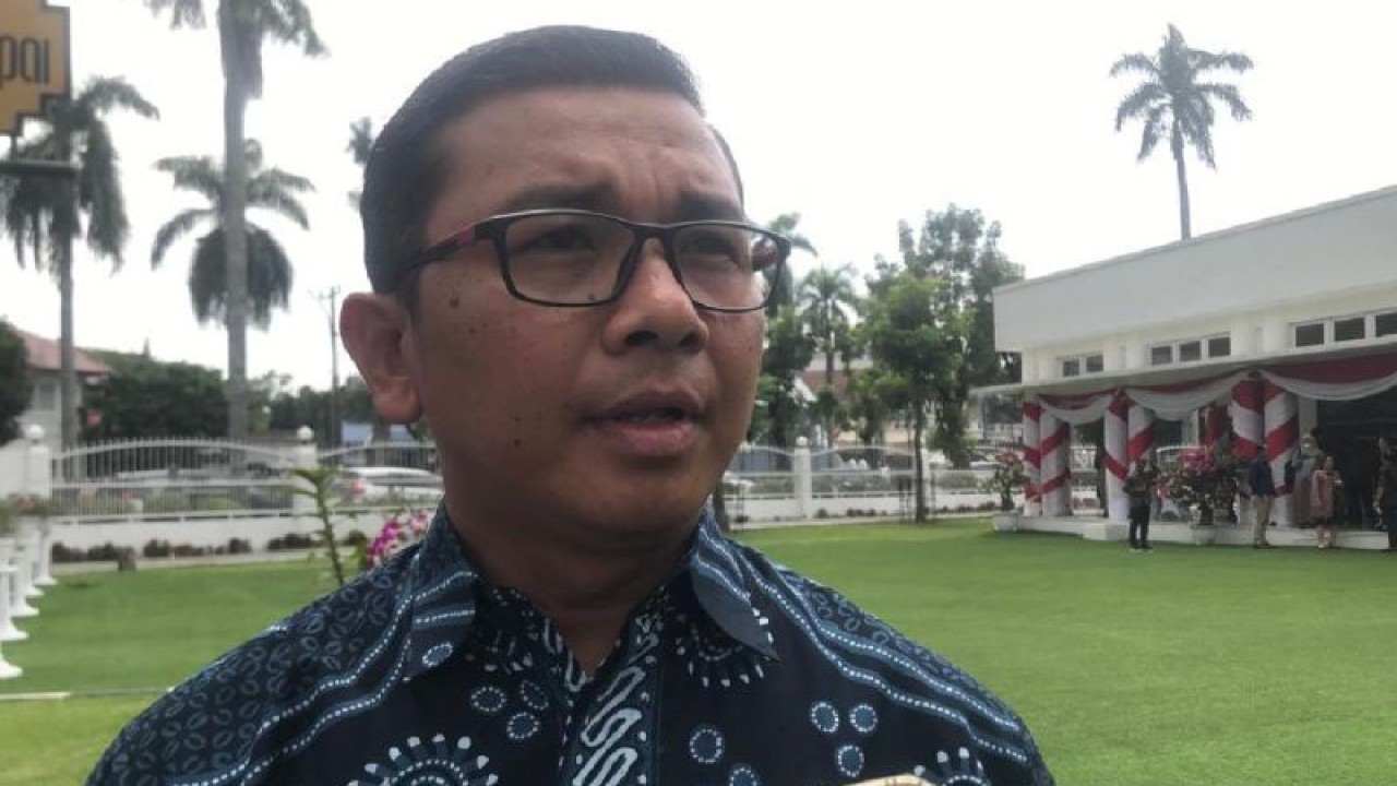 Kepala Dinas Perhubungan Provinsi Sumatera Utara, Agustinus. (ANTARA/Anggi Luthfi Panggabean)