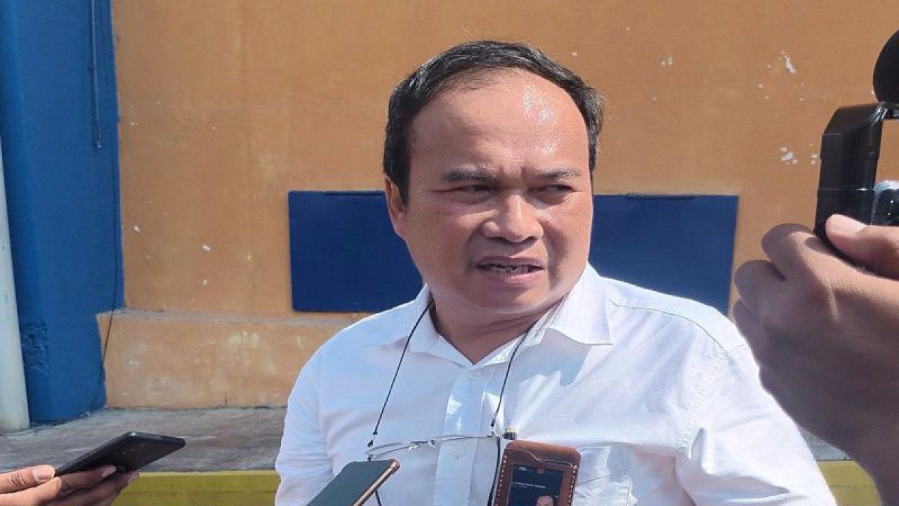 Pemimpin Wilayah Bulog Kanwil Yogyakarta Ali Ahmad Najih Amsari. ANTARA/ Victorianus Sat Pranyoto