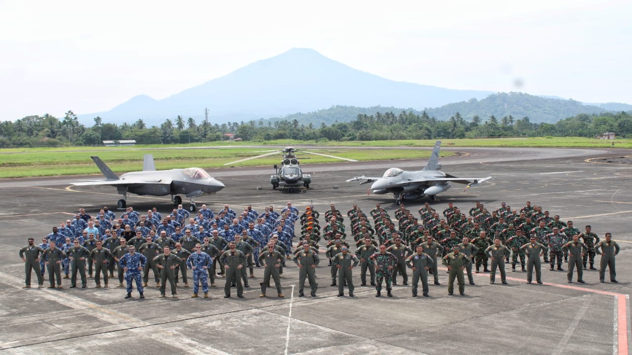 Latihan Bersama Ausindo.