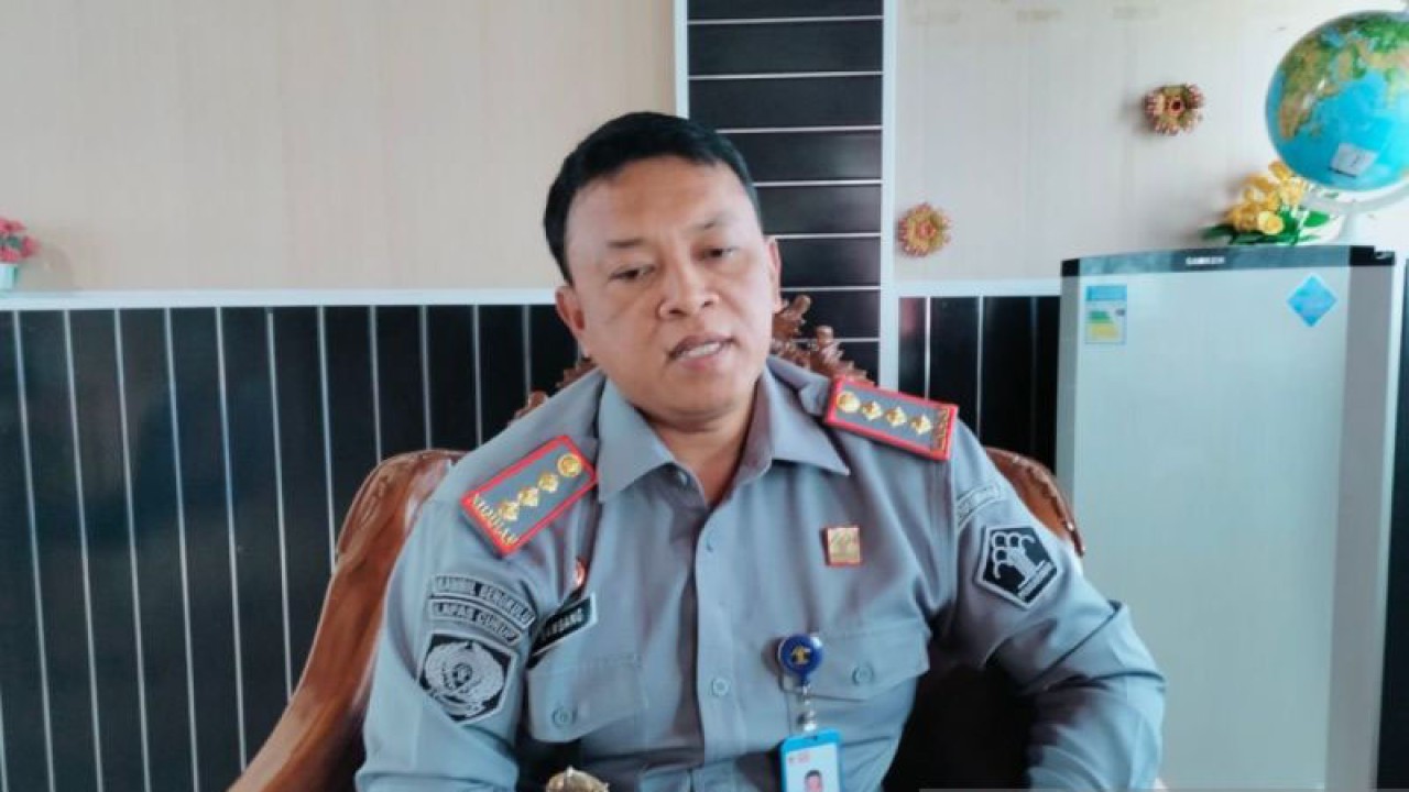 Kepala Lapas Kelas IIA Curup Bambang Wijanarko. ANTARA/Nur Muhamad