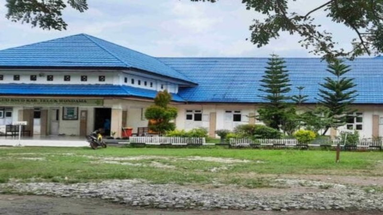 Bangunan RSUD Teluk Wondama (ANTARA/HO-ZACK TONU B)