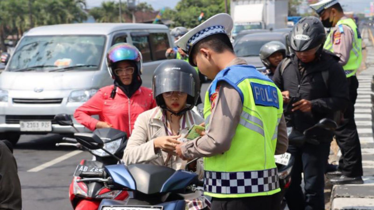 Kegiatan Operasi Zebra Progo 2023 yang digelar jajaran Kepolisian Resor (Polres) Bantul, Daerah Istimewa Yogyakarta. (Foto Humas Polres Bantul)