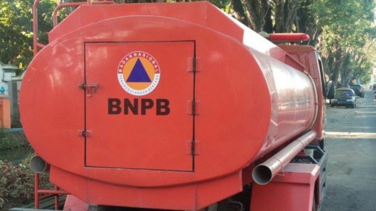Tangki air yang ada di Kantor Badan Penanggulangan Bencana Daerah (BPBD) Kabupaten Bantul, Daerah Istimewa Yogyakarta. (ANTARA/Hery Sidik)