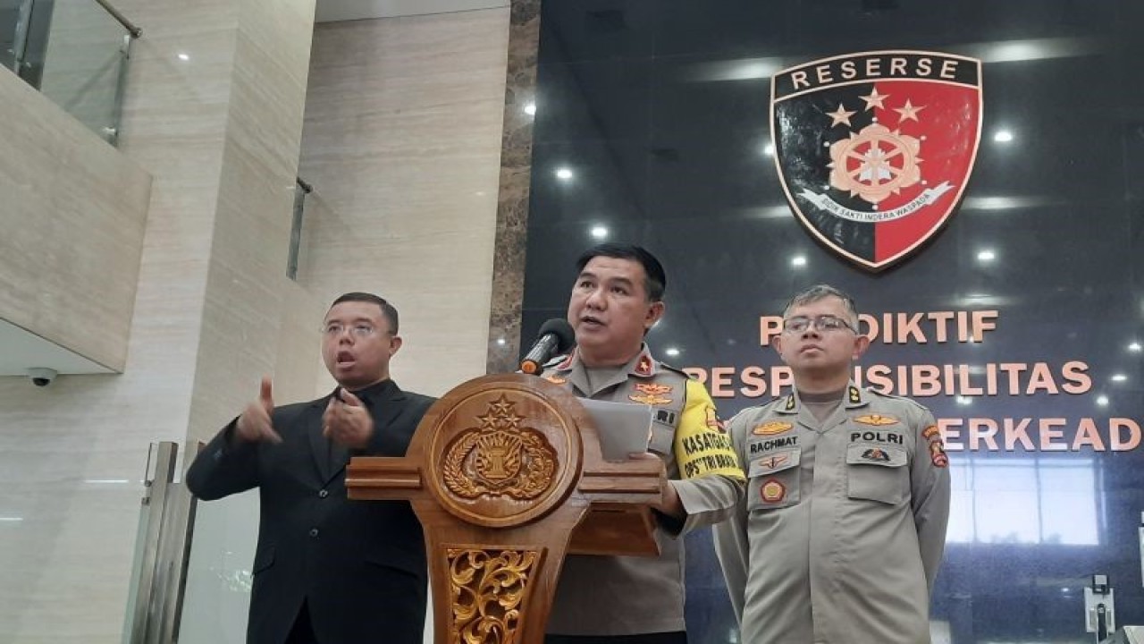 Kepala Biro Penerangan Masyarakat (Karopenmas) Divisi Humas Polri Brigjen Pol. Ahmad Ramadhan di Mabes Polri, Jakarta, Rabu (6/9/2023). (ANTARA/Narda Margaretha Sinambela)