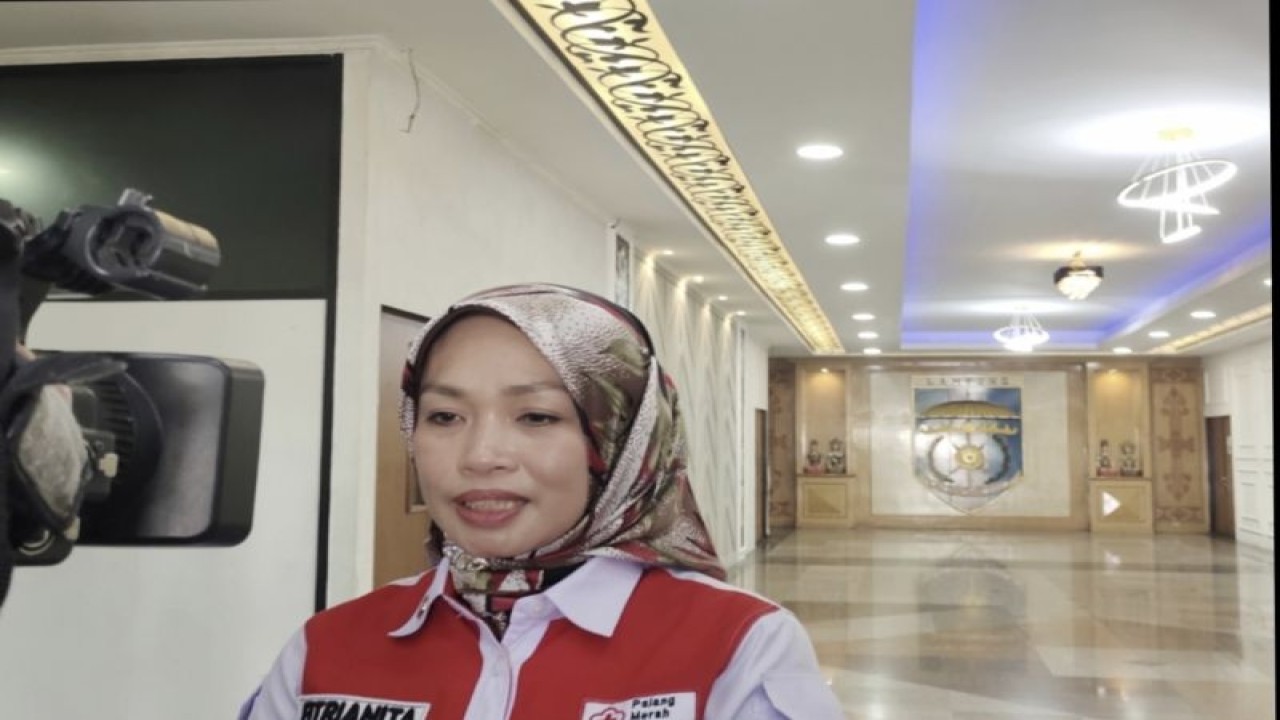 Arsip- Kepala Dinas Pemberdayaan Perempuan dan Perlindungan Anak (PPPA) Provinsi Lampung Fitrianita Damhuri saat memberi keterangan terkait perlindungan anak dan perempuan di daerahnya. ANTARA/Ruth Intan Sozometa Kanafi.