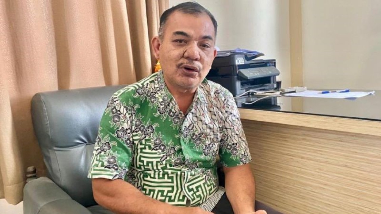Kepala Bidang Pengendalian dan Pemberantasan Penyakit (P2P) Dinas Kesehatan Kabupaten Aceh Barat, Provinsi Aceh, Azwar Liza, SKM. (FOTO ANTARA/Teuku Dedi Iskandar)