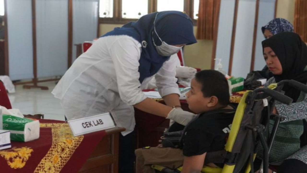 Pelayanan Jamkesus Terpadu bagi penyandang disabilitas oleh Dinas Sosial (Dinsos) Kabupaten Bantul bersama Bapel Jamkesos Dinas Kesehatan DIY di Aula Pemda II Manding Bantul, Rabu (27/9/2023) (ANTARA/HO-Kominfo Pemkab Bantul)