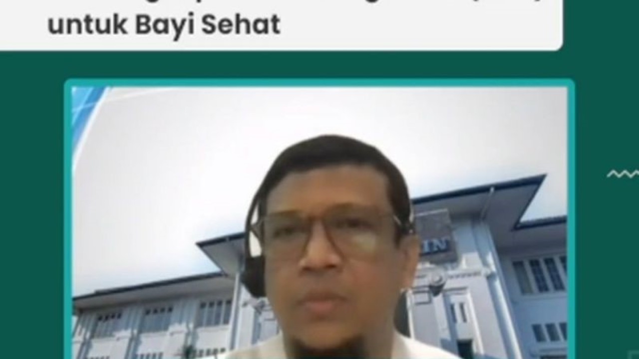 Tangkapan layar praktisi kesehatan, Dokter Spesialis Anak dari Rumah Sakit Umum Pusat (RSUP) Hasan Sadikin, Bandung dr Faisal dalam acara gelar wicara tentang hipotiroid kongenital yang diikuti secara daring di Jakarta, Senin (18/9/2023). (ANTARA/Instagram-Kemenkes)