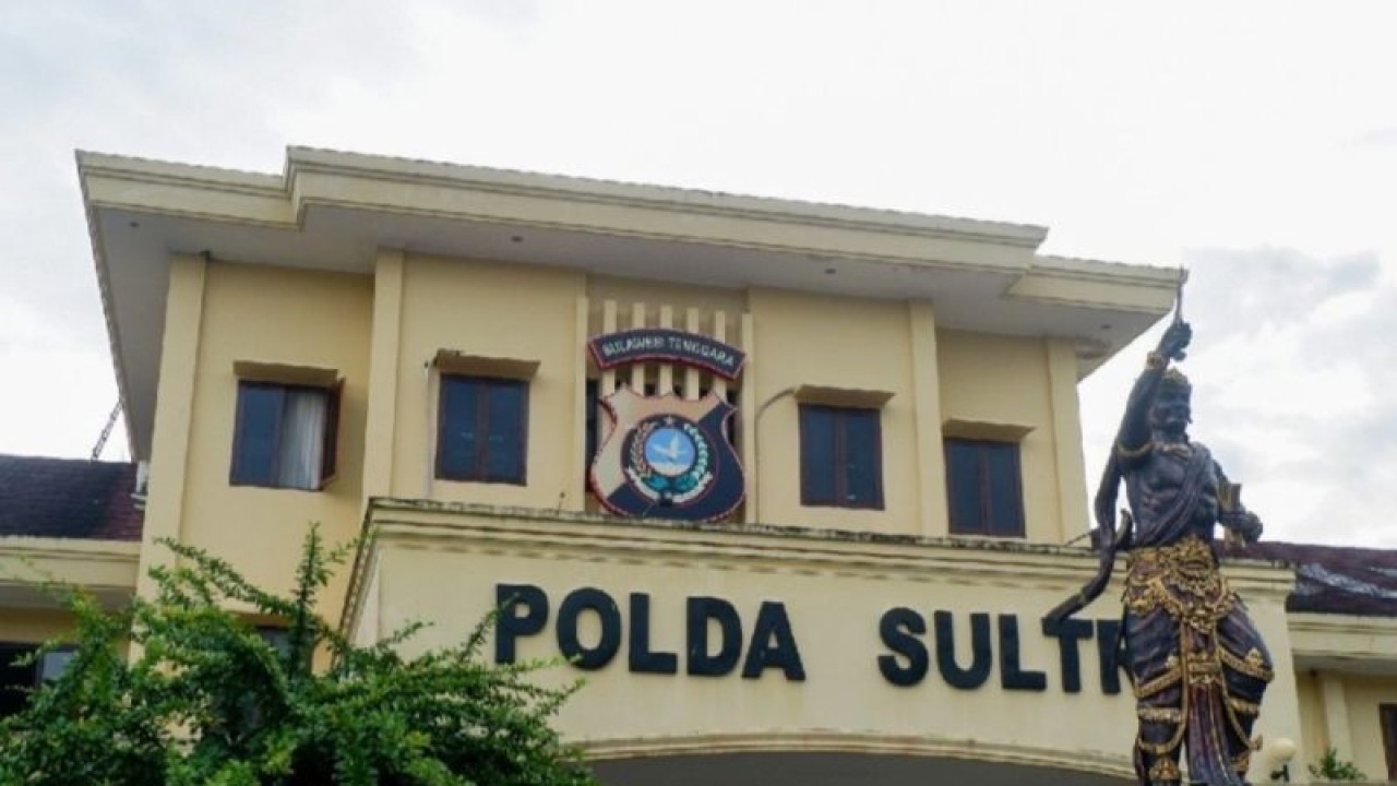 Gedung Polda Sultra (Antara/La Ode Muh Deden Saputra)