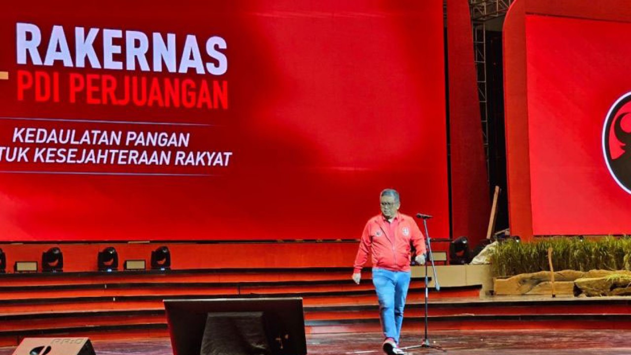 Sekretaris Jenderal PDIP Hasto Kristiyanto di JIExpo Kemayoran, Jakarta Pusat, Kamis (28/9/2023). (ANTARA/HO-PDIP)