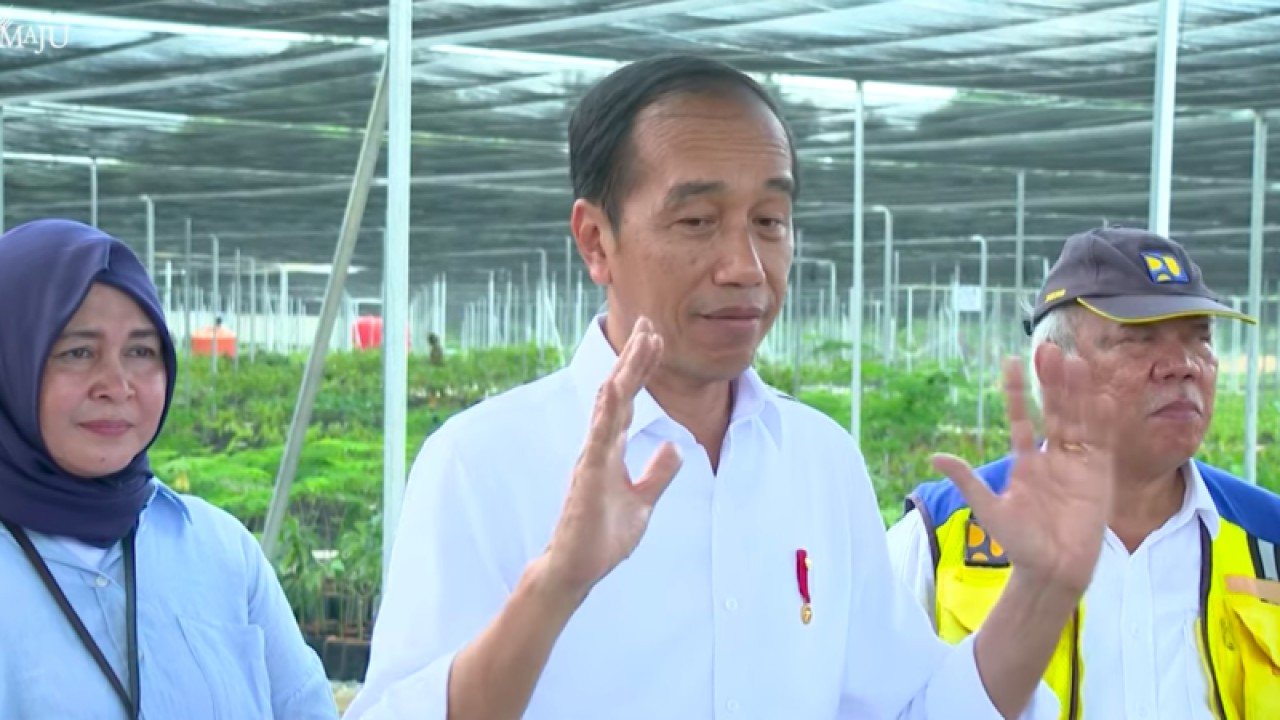 Tangkapan layar - Presiden Jokowi memberikan keterangan setelah meninjau Persemaian Mentawir, Penajam Paser Utara, Kaltim, Kamis (21/9/2023). (ANTARA/Indra Arief)