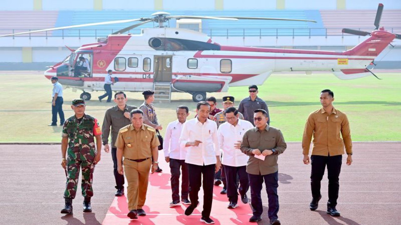 Presiden Joko Widodo saat tiba di Cilegon, Banten, Selasa (12/9/2023). ANTARA/HO-Biro Pers Sekretariat Presiden