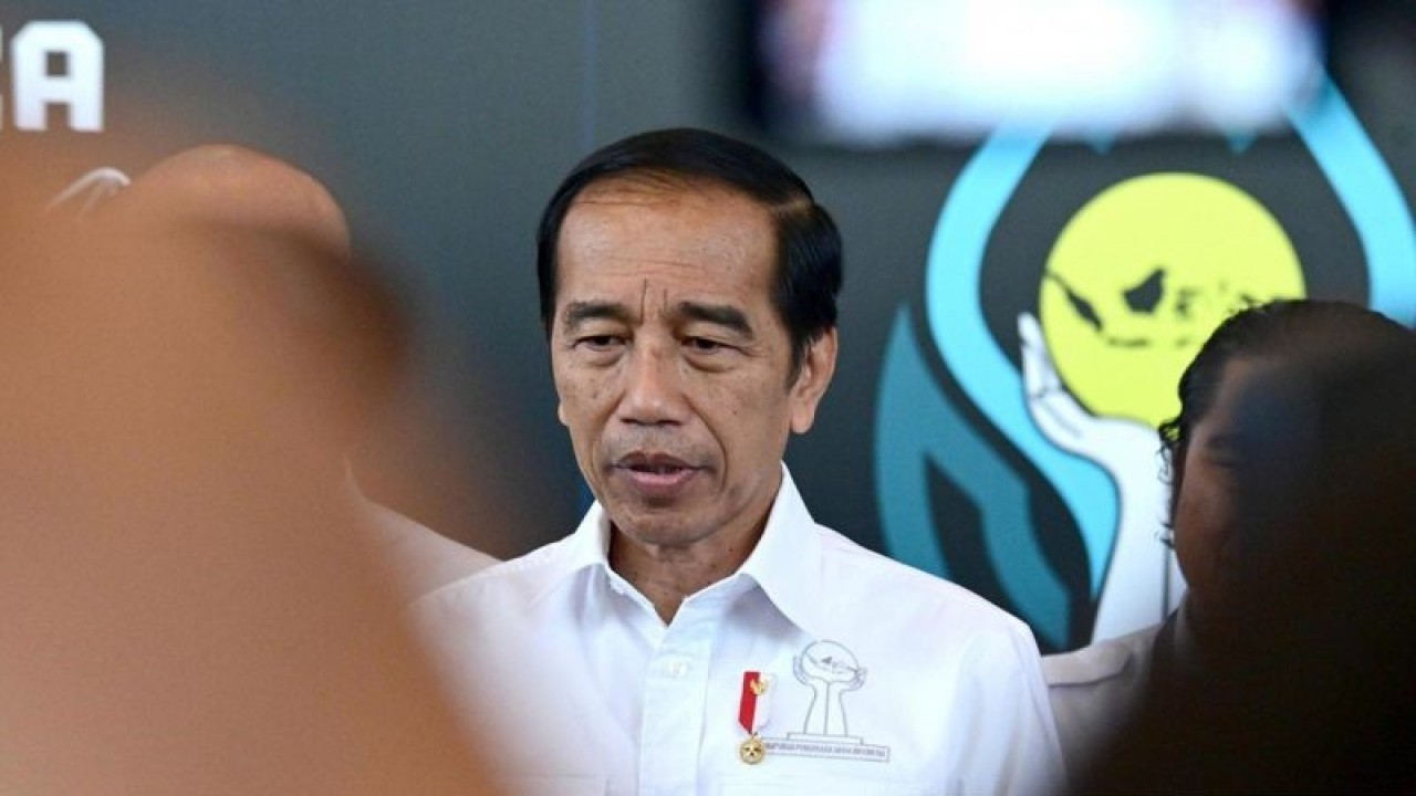 Arsip foto - Presiden Joko Widodo memberikan keterangannya usai membuka Rapat Kerja Nasional (Rakernas) XVIII Himpunan Pengusaha Muda Indonesia (HPMI) yang digelar di Nusantara Hall, Indonesia Convention Exhibition (ICE), BSD, Kabupaten Tangerang, Provinsi Banten, Kamis (31/8/2023). ANTARA/HO-Biro Pers Setpres/Muchlis Jr/am.