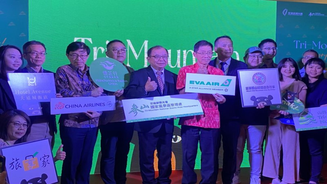 Jumpa pers wisata Tri Mountain Taiwan di kawasan Menteng, Jakarta Pusat, Rabu (20/9). (ANTARA/Pamela Sakina)