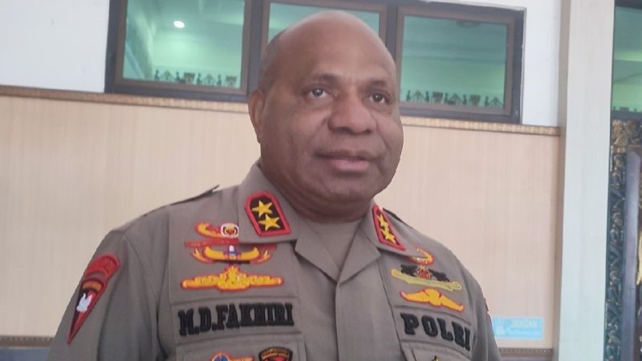 Kapolda Papua Irjen Pol Mathius Fakhiri. (ANTARA/Evarukdijati)