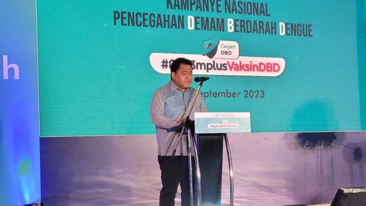 Direktur Jenderal Pencegahan dan Pengendalian Penyakit (Dirjen P2P) Kemenkes Maxi Rein Rondonuwu dalam acara peluncuran kampanye pencegahan DBD yang diikuti di Jakarta, Rabu (27/9/2023). (ANTARA/Sean Muhamad)