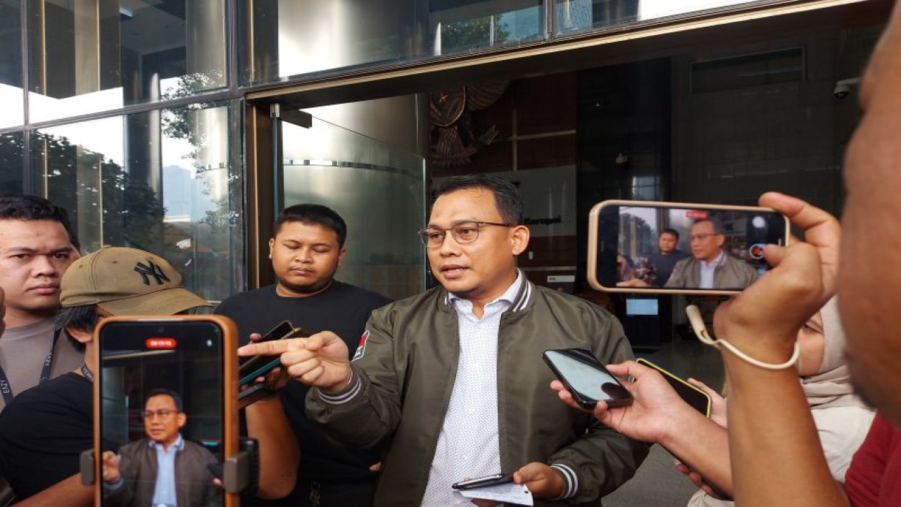 Kepala Bagian Pemberitaan KPK Ali Fikri. ANTARA/Fianda Sjofjan Rassat