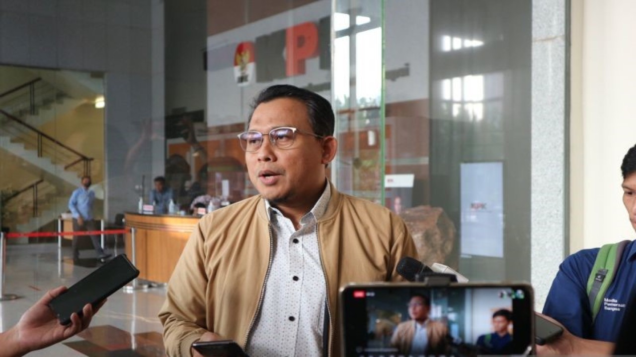 Kepala Bagian Pemberitaan KPK Ali Fikri. (ANTARA/Fianda Sjofjan Rassat)