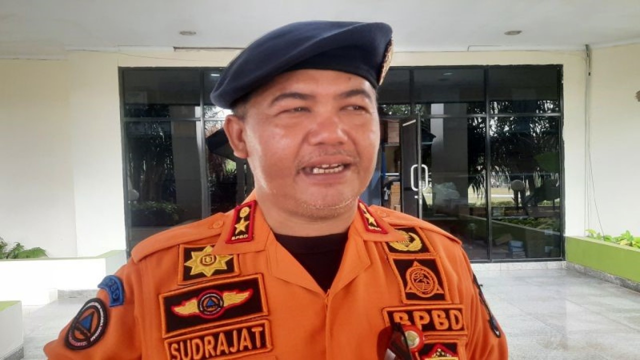 Kepala BPBD Kabupaten Tangerang Ujat Sudrajat (ANTARA/Azmi Samsul Maarif)