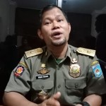 Kepala Satuan Polisi Pamong Praja (Satpol) PP Kota Mataram Irwan Rahadi. (ANTARA/Nirkomala)-1693561876