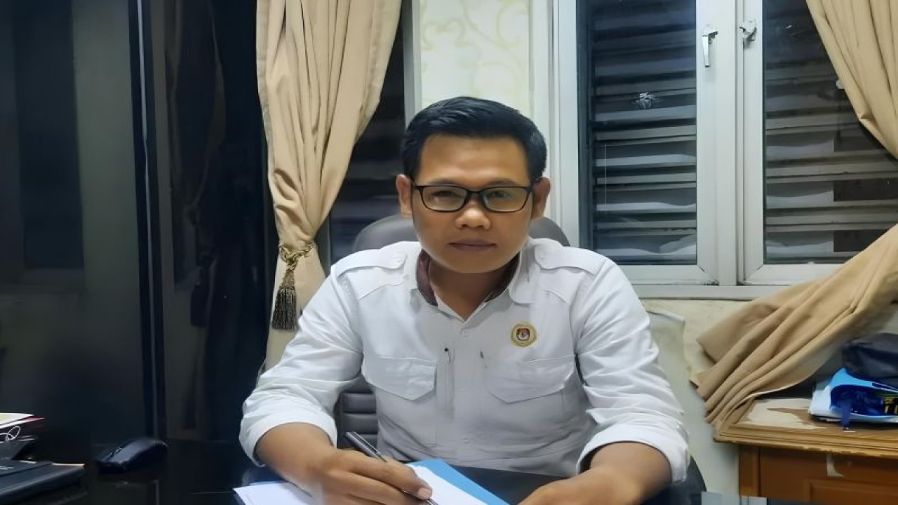 Ketua KPU Kabupaten Tangerang Muhammad Umar. (ANTARA/Azmi Samsul Maarif)