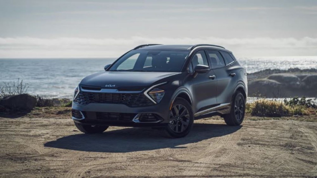 Kenaikan penjualan Kia didorong permintaan yang kuat dari luar negeri untuk model-model SUV, salah satunya Kia Sportage. (CNet)