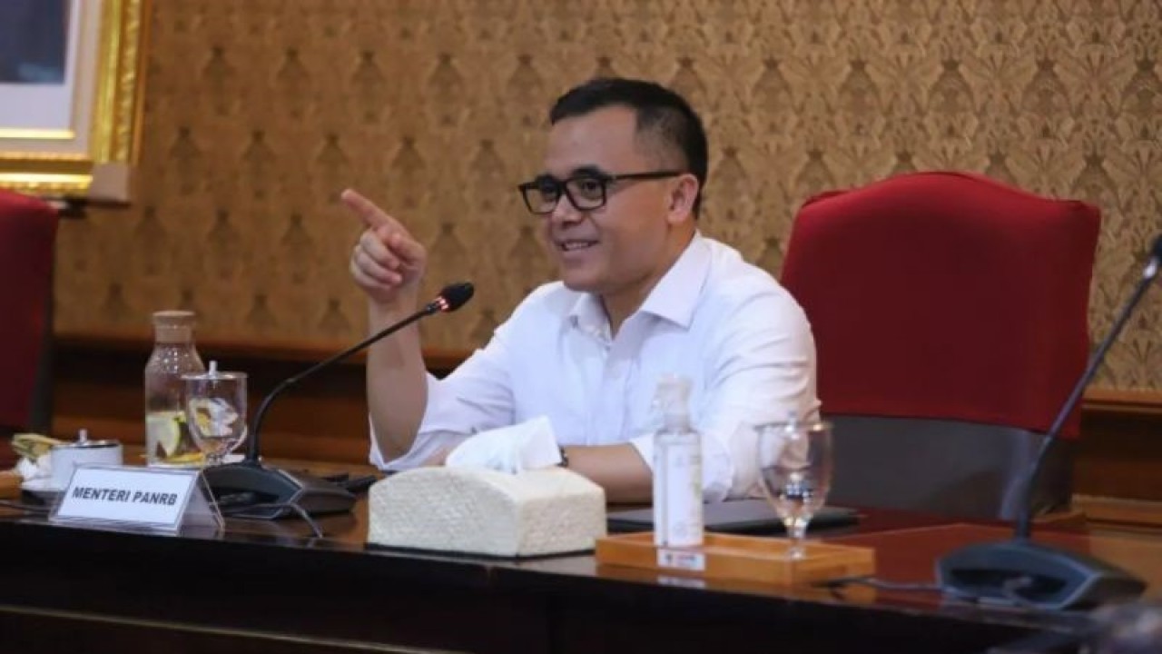 Menteri Pendayagunaan Aparatur Negara dan Reformasi Birokrasi (Menpan RB) Abdullah Azwar Anas. (ANTARA/HO-Humas Kemenpan RB)