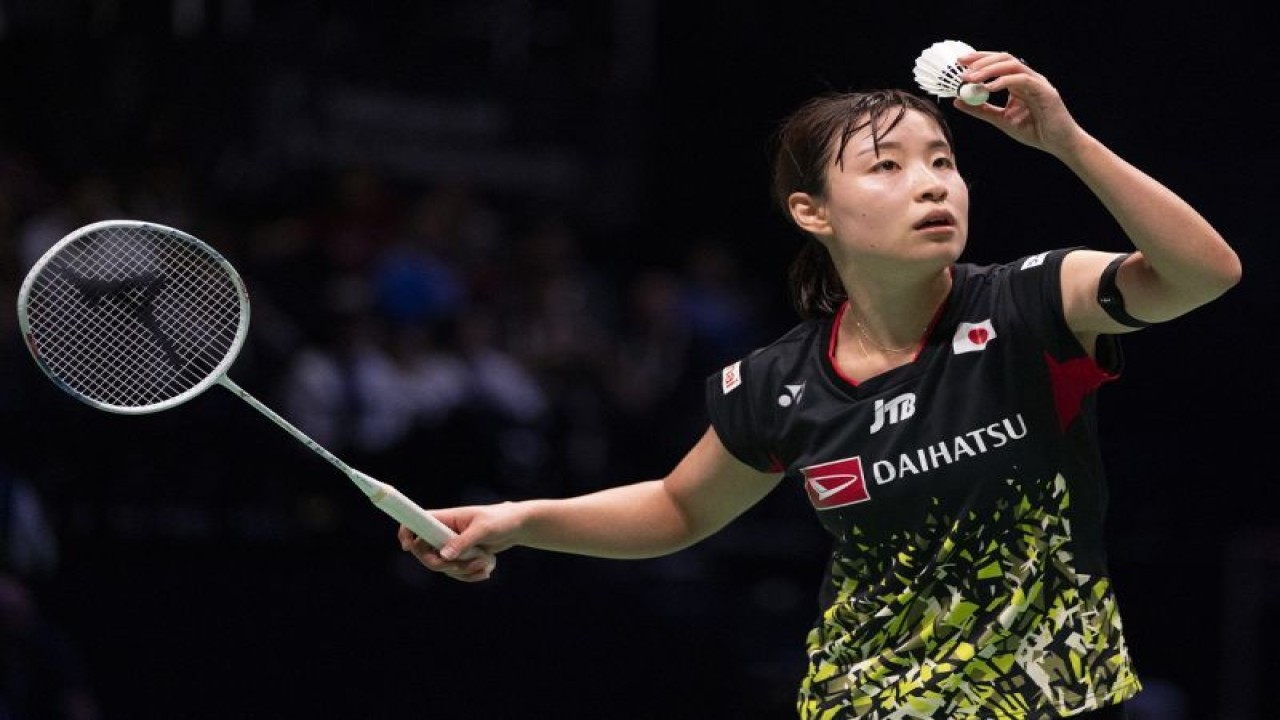 Pebulu tangkis Jepang Nozomi Okuhara saat melakoni laga perempat final Kejuaraan Dunia Bulu Tangkis 2023 menghadapi wakil Korea Selatan An Se Young di Royal Arena, Copenhagen, Denmark, 25 Agustus 2023. (ANTARA/AFP/MADS CLAUS RASMUSSEN)